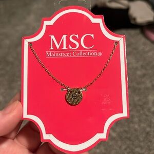 Mainstreet collection E necklace